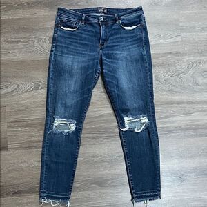 Abercrombie & Fitch Low Rise Super Skinny Jeans